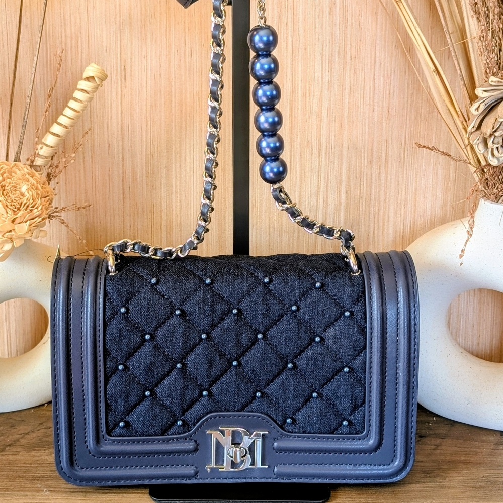 Elegant Blue Denim Quilted Women's Crossbody Bag - Picture 2 of 9